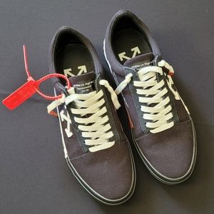 Off-White "Vulc" Low Sneakers